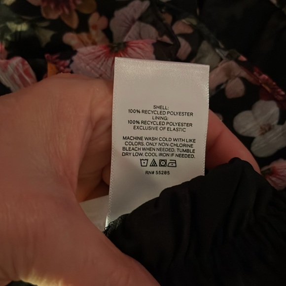 Express crop top floral print blouse. Sz xs. - Picture 11 of 12